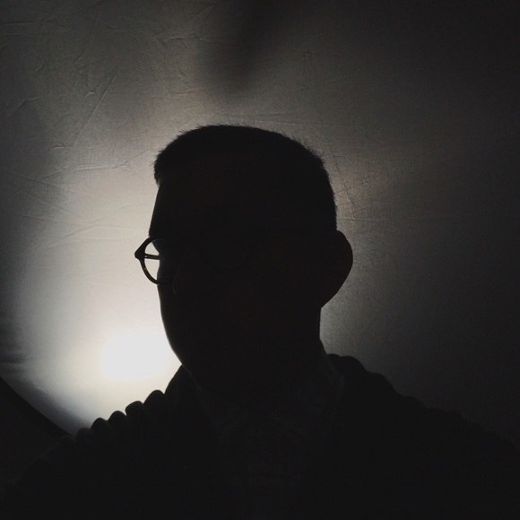 Profile Picture of Scott V (@kidscott) on Poshmark