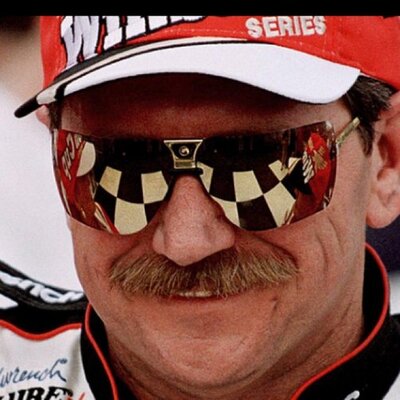 Profile Picture of Jeremy Stahl (@FreakyJJS) on Twitter