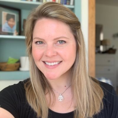 Profile Picture of Courtney Morgan (@MrsMorganTeach) on Twitter