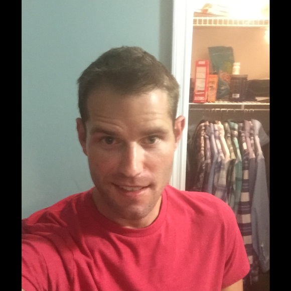 Profile Picture of Chris Michie (@cpnaejnsj) on Poshmark