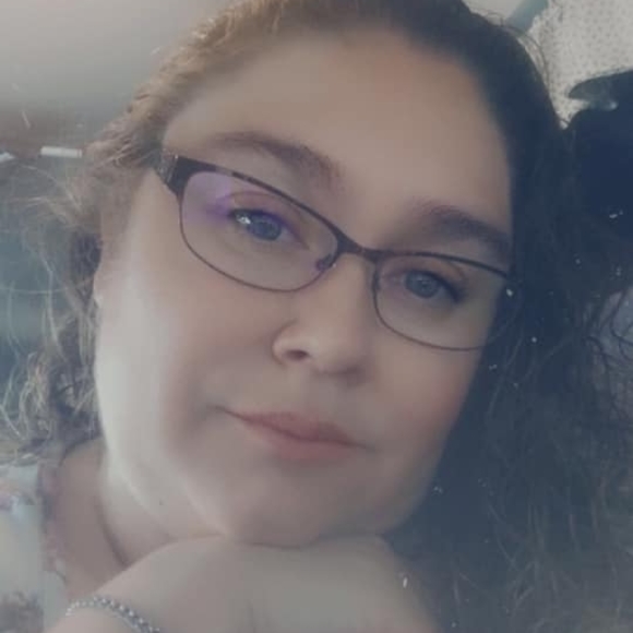 Errin Cirrito - Poshmark Profile Picture of Errin Cirrito (@errin03) on Poshmark