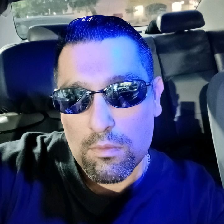 Profile Picture of Clumzy (@arttovar953) on Tiktok