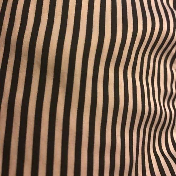 Lea Demmers - Poshmark Profile Picture of Lea Demmers (@mrsdemmers) on Poshmark