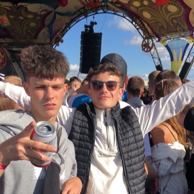 Profile Picture of George Graham (@georgee_gee) on Twitter
