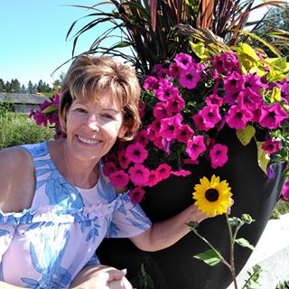 Profile Picture of Luci Duchsherer (@Luci-Duchsherer) on Facebook