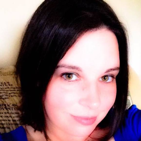 Profile Picture of Amber Badamy (@sunshynsmyls83) on Poshmark