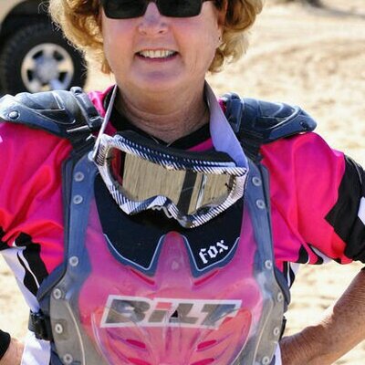 Profile Picture of Michele Mclain (@lvsthdsrt) on Twitter