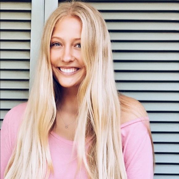 Profile Picture of Megan Lasken (@meganpl97) on Poshmark