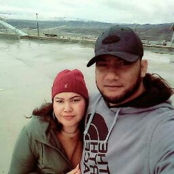 Profile Picture of Etimani Etimani (@etimanikeola) on Poshmark