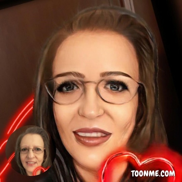 Profile Picture of Annemarie Bloom (@annemarieblm) on Poshmark