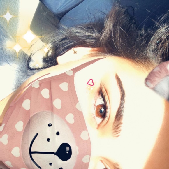 Profile Picture of Melissa Preciado (@milz007) on Poshmark