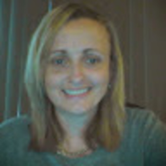 Profile Picture of Karen Haddock (@haddockkaren) on Poshmark