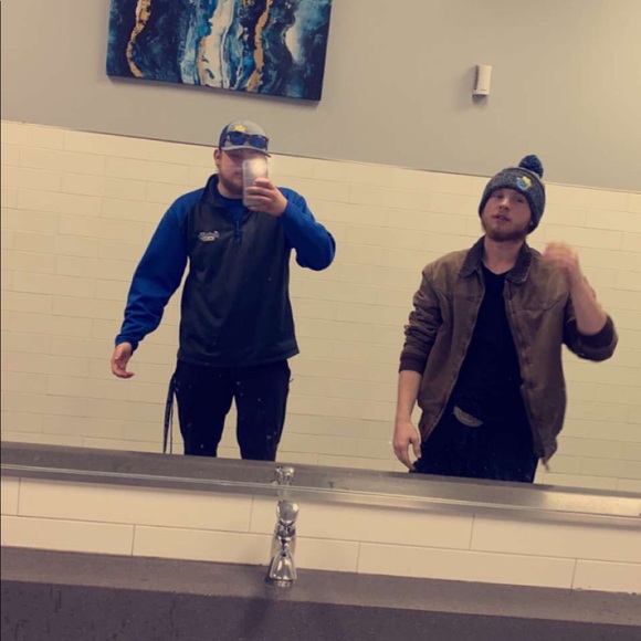 Profile Picture of Joshua Branstetter (@joshuabran) on Poshmark