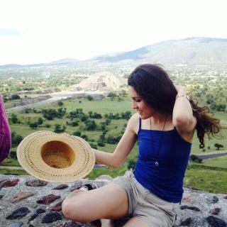 Profile Picture of Alejandra Sotomayor (@aleSota1) on Twitter