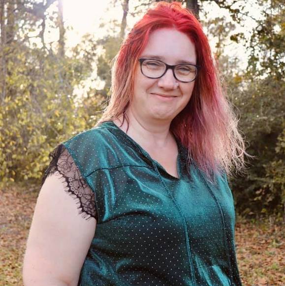 Profile Picture of Tracie Twite (@tracietwite) on Poshmark