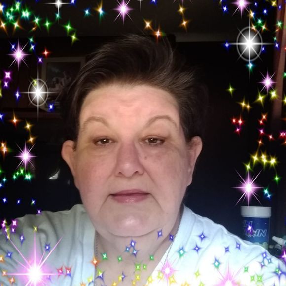 Profile Picture of Kimberly Grizzell (@grizzellkim) on Poshmark