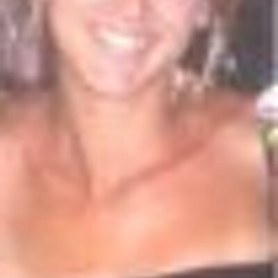 Profile Picture of Amanda Emm (@amandaemm53) on Twitter