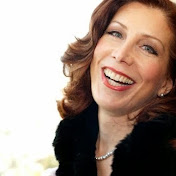 Profile Picture of Gina Harris (@TheGina4U2) on Youtube