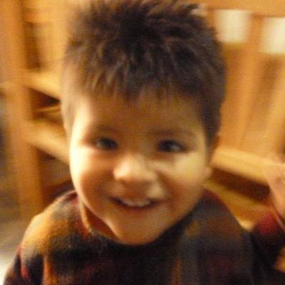 Profile Picture of Joseph Llanos Diaz (@TuamorLlanos) on Twitter