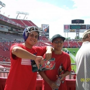 Profile Picture of Jason Claros (@jason2801) on Myspace