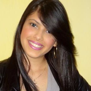 Profile Picture of Yolanda Alcaraz (@alcarazyola) on Twitter