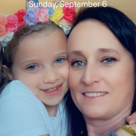 Profile Picture of Kim Kasprowicz (@kasprok) on Poshmark