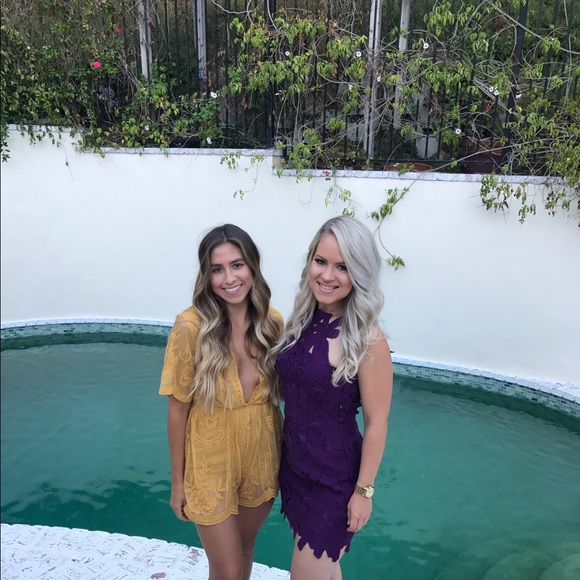 Profile Picture of Emily Stebbings (@eminie87) on Poshmark