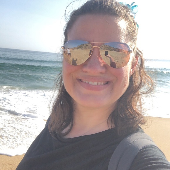 Profile Picture of Kirsten Pleger (@kirstenpleger) on Poshmark