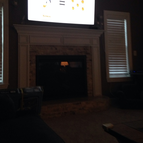 Profile Picture of Lauryn Dearstyne (@lauryn1roxi) on Poshmark