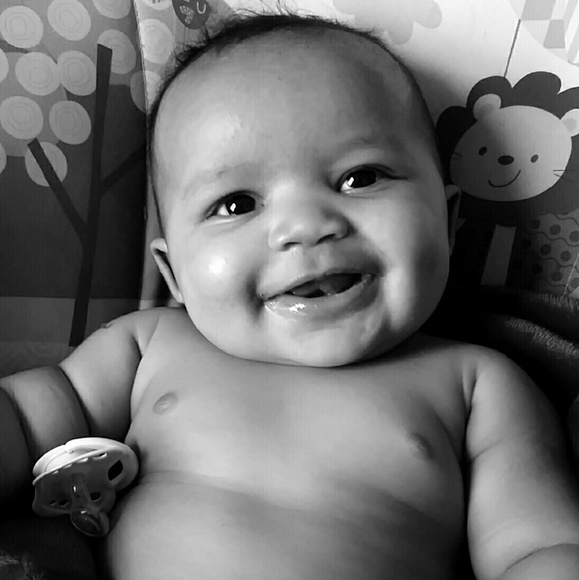 Profile Picture of Jadah Osias (@panda_jaay) on Poshmark