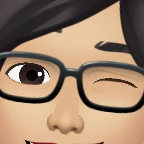 Profile Picture of Diane Boudreault (@dianeboudreault) on Poshmark