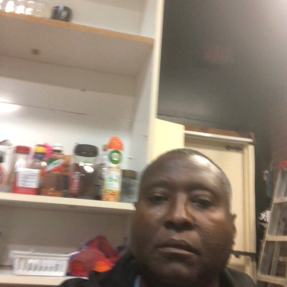 Profile Picture of Nathaniel Jones (@sk1jones) on Poshmark