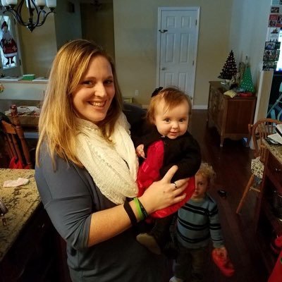 Profile Picture of Sarah Farmer (@zachary499) on Twitter