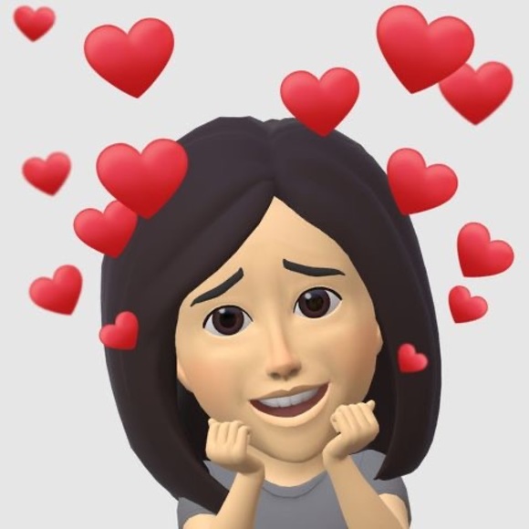 Profile Picture of Samantha Cunha (@samantha_cunha) on Poshmark