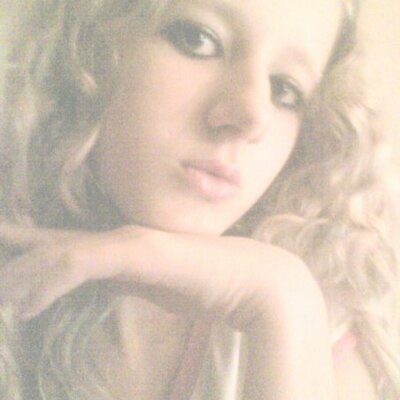 Profile Picture of Hannah Williams (@serenity_94) on Twitter