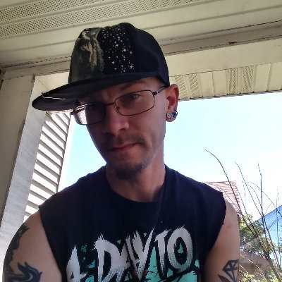 Profile Picture of Robert J Revels (@RobertJRevels1) on Twitter