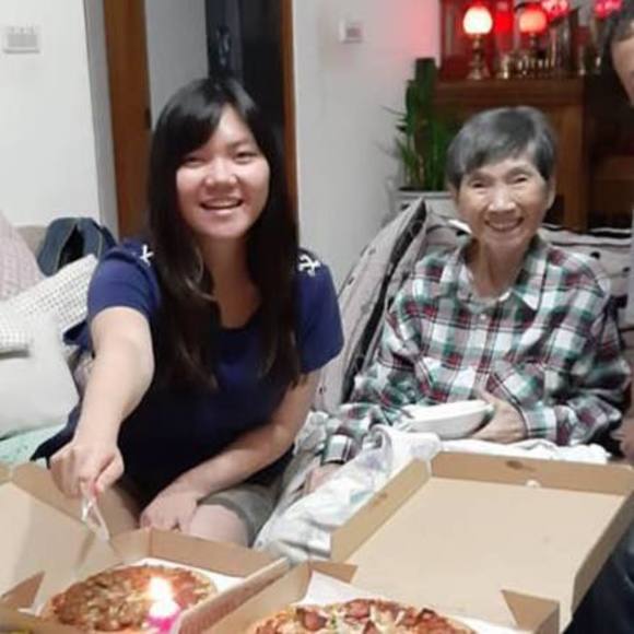 Profile Picture of Angeline Liu (@q26239951) on Poshmark