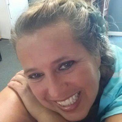 Profile Picture of Tracy Starkey (@tlstarkey69) on Twitter