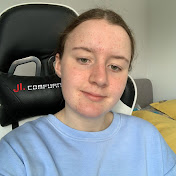 Profile Picture of Mia Pearson (@MiaPearson) on Youtube