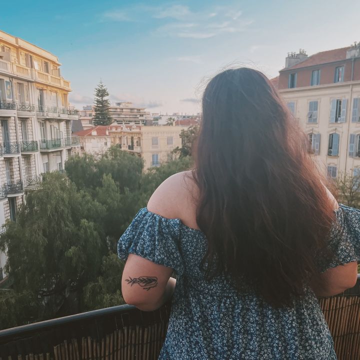 Profile Picture of Tori (@victoriianeale) on Tiktok