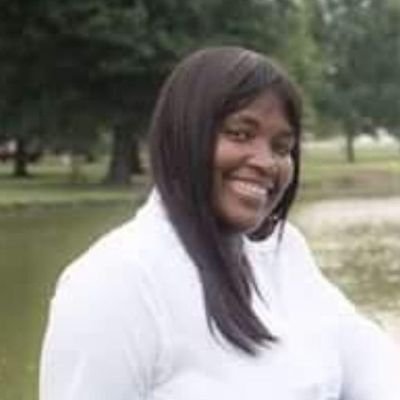 Profile Picture of Wendy Handley-Cail (@sean_shavon) on Twitter