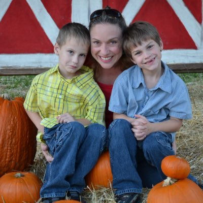 Profile Picture of Sheila Janis Roberts (@janis_vamtigger) on Twitter