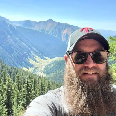 Profile Picture of Jason Seagraves (@hpjcjss1) on Twitter