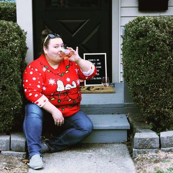 Profile Picture of Rachel Weyhing (@rweyhing) on Poshmark