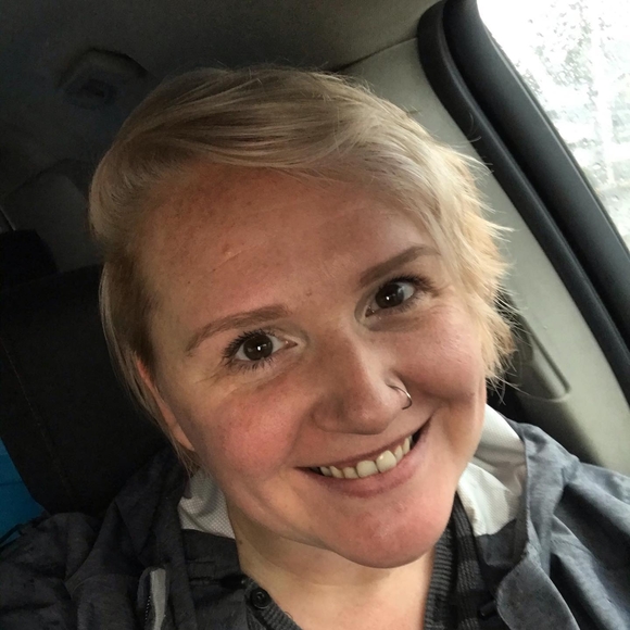 Profile Picture of Misty Weinel (@missmisty711) on Poshmark