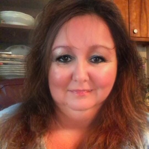 Profile Picture of Myna Rawles (@mynarawles) on Poshmark