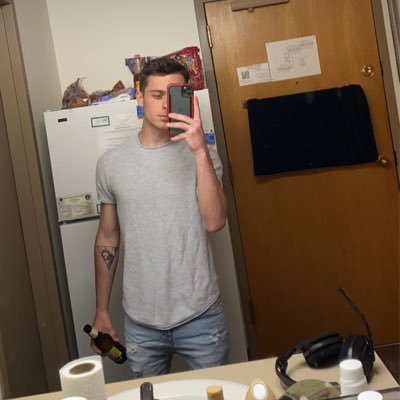 Profile Picture of Trevor (@Trevor_Orr352) on Twitter