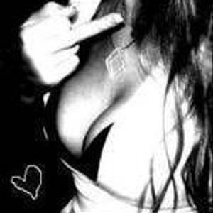 Profile Picture of Emma Irvine (@trash_the_rental_xxx) on Myspace