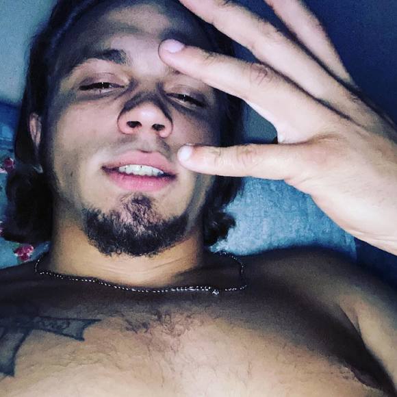 Profile Picture of Pj Thomas (@eptj98) on Poshmark