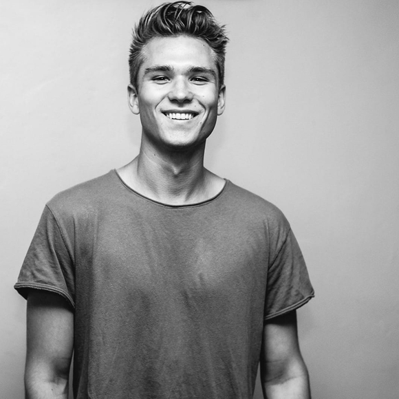 Profile Picture of Matthew Osterberg (@moberg10) on Poshmark